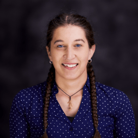 Ana Paradis headshot