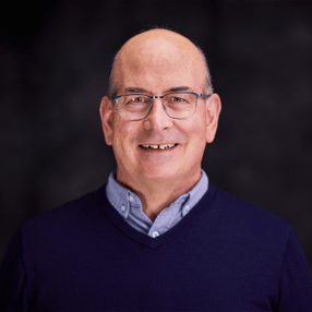 Greg Linnemanstons headshot