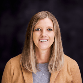 Kelly Wilhelme headshot