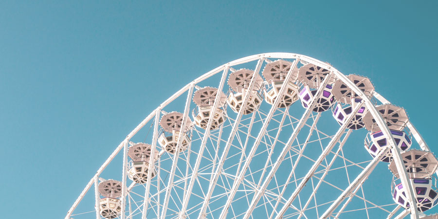 Top of a white ferris wheel 