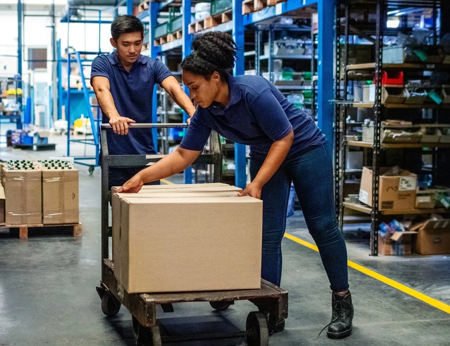 man-and-woman-working-in-warehouse-2 copy