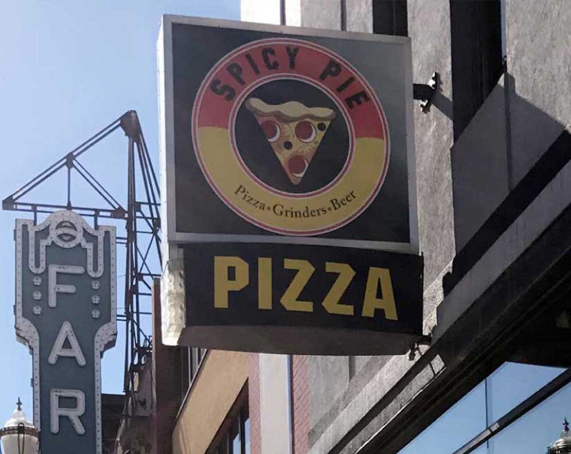 spicy_pie_sign