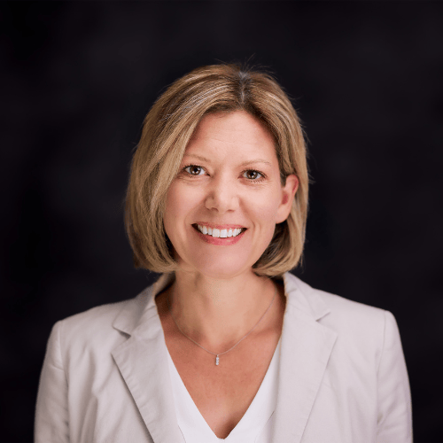 Nicole Mertes headshot